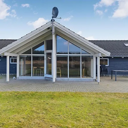 Acogedora Casa En Con Sauna Сasa de vacaciones Rødby
